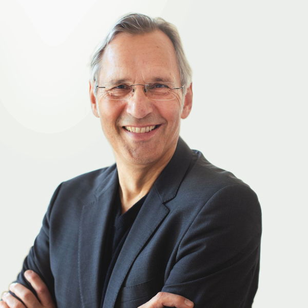 Dr. Andreas Amann